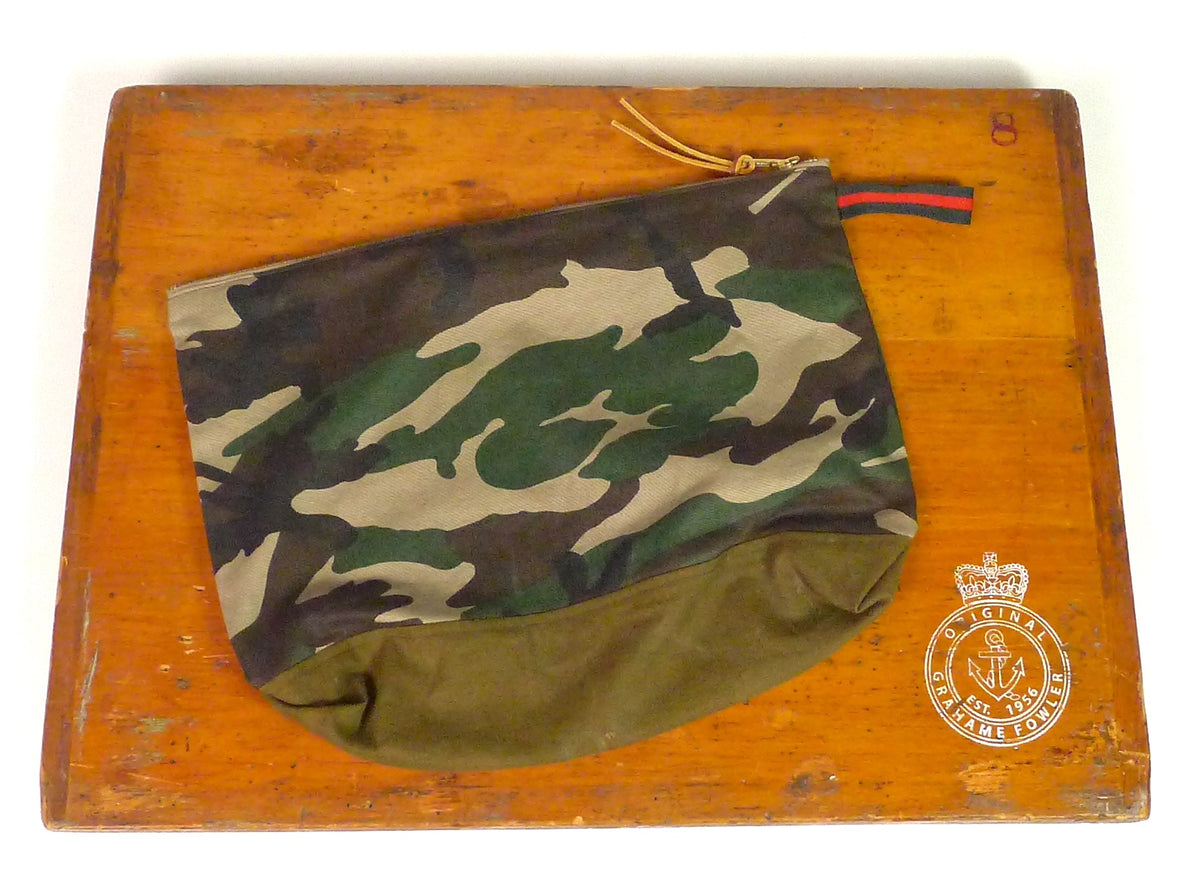 SMALL TRAVEL BAG