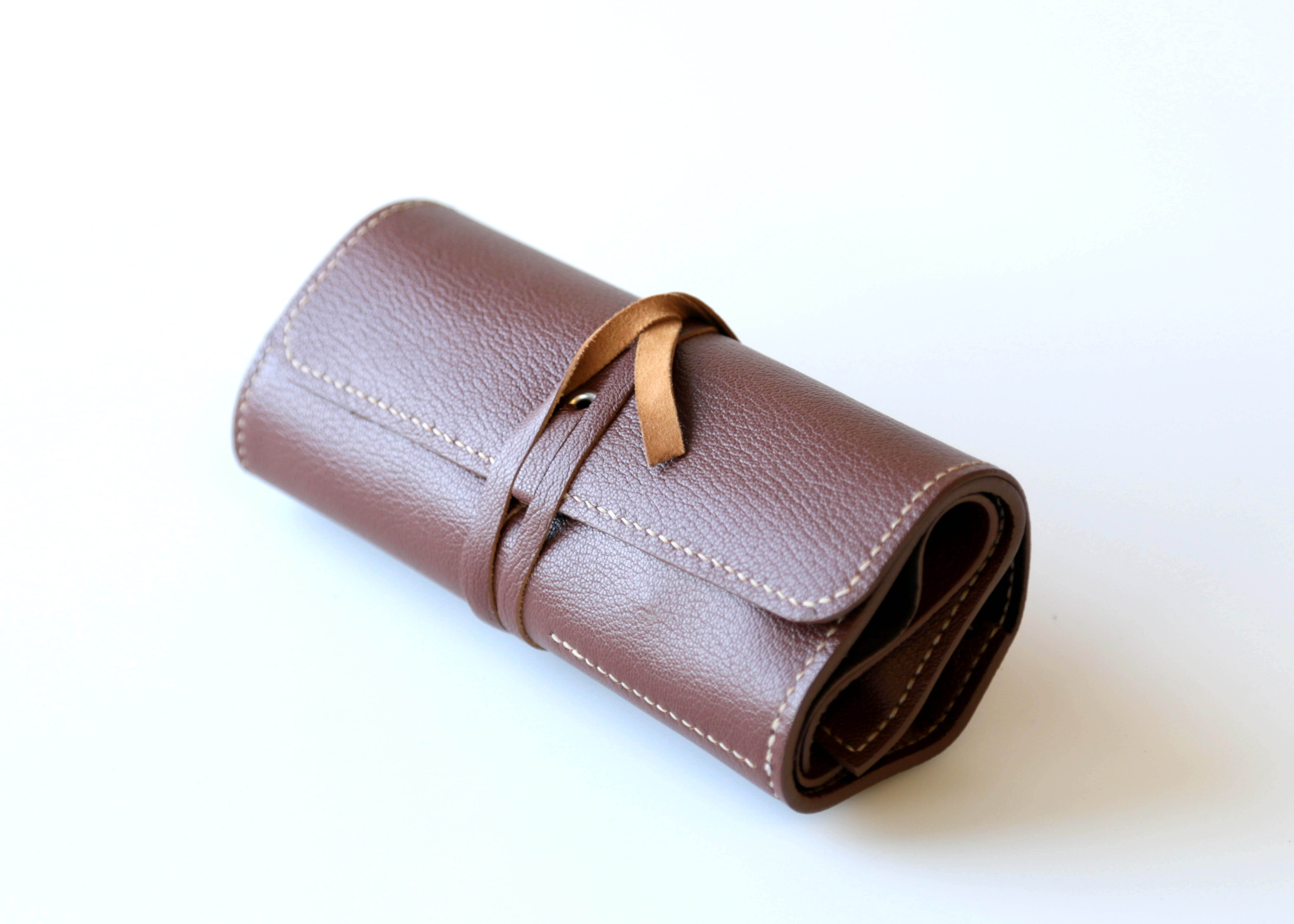 THREE POCKET WATCH ROLL MID TAN