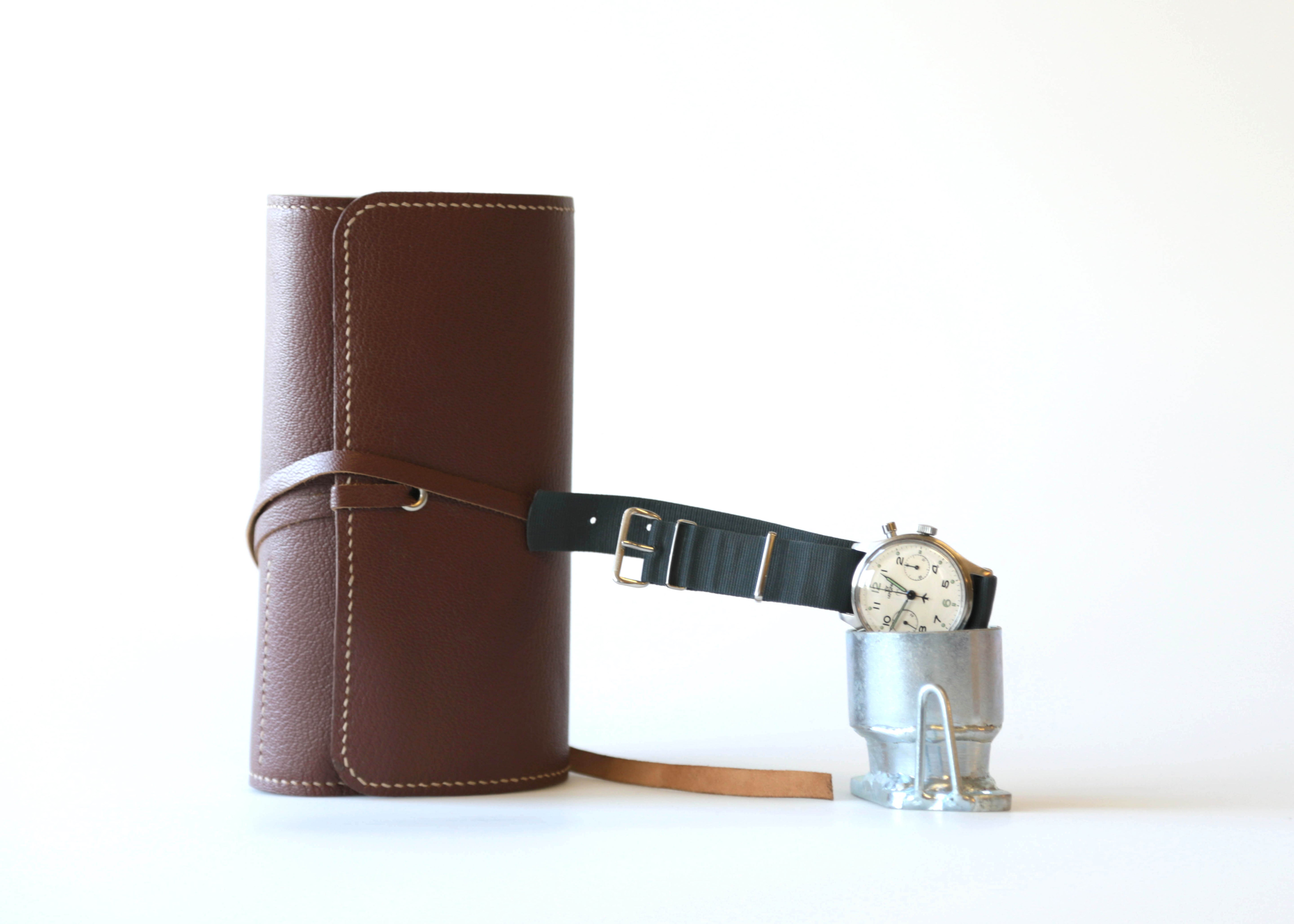 THREE POCKET WATCH ROLL MID TAN