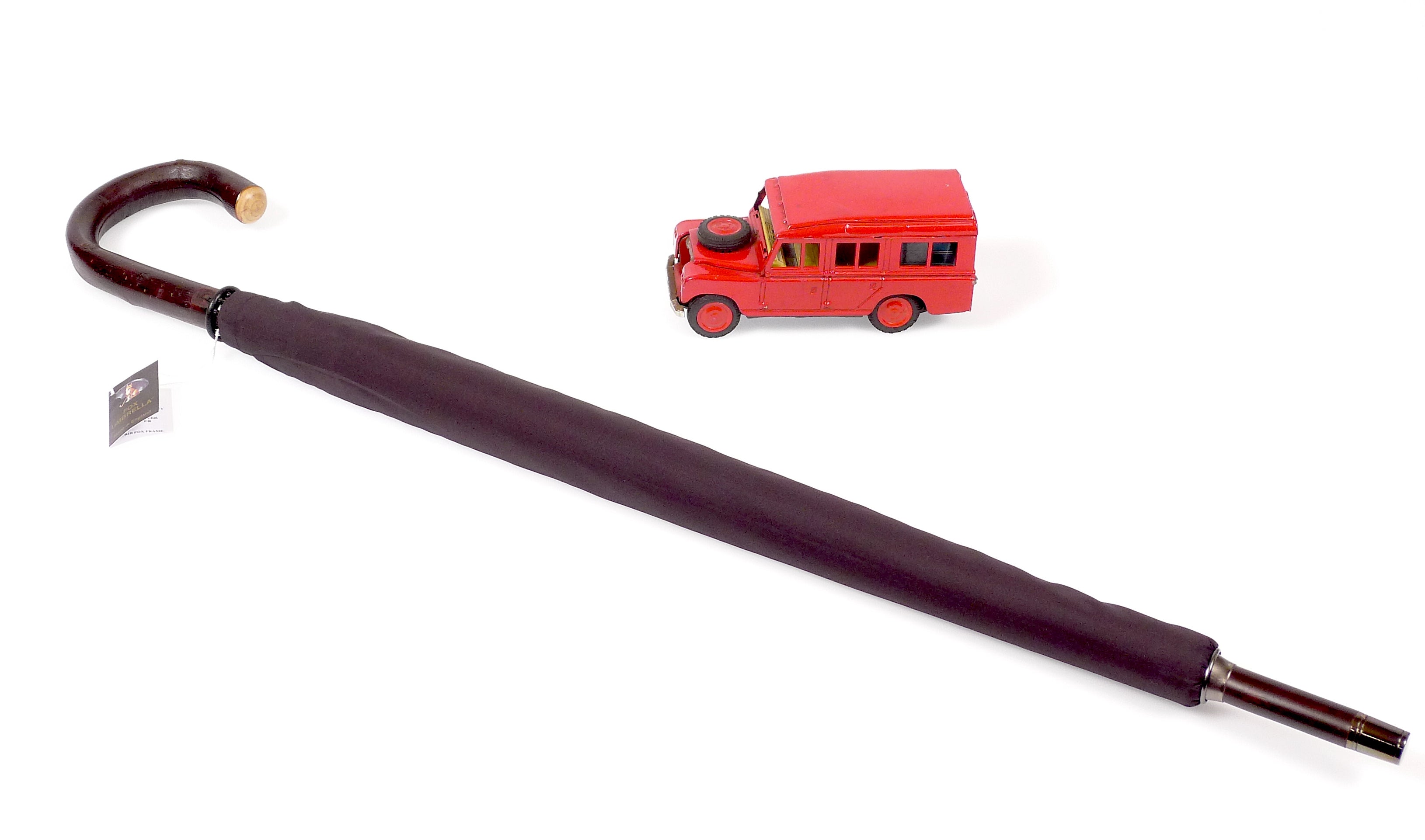 FOX'S DARK HANDLED BLACK UMBRELLA
