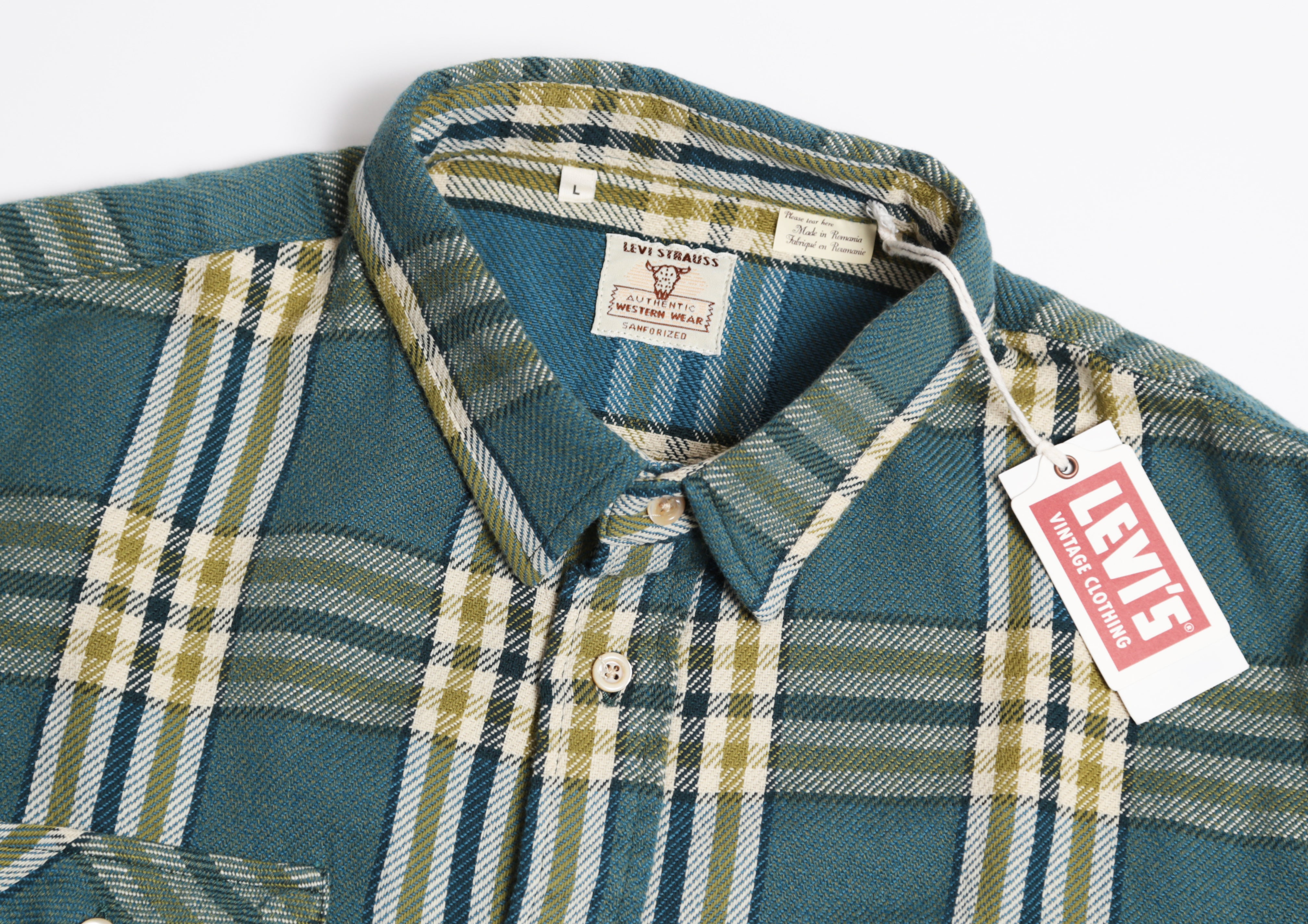 GREEN MULTI SHORTHORN LONG SLEEVED SHIRT