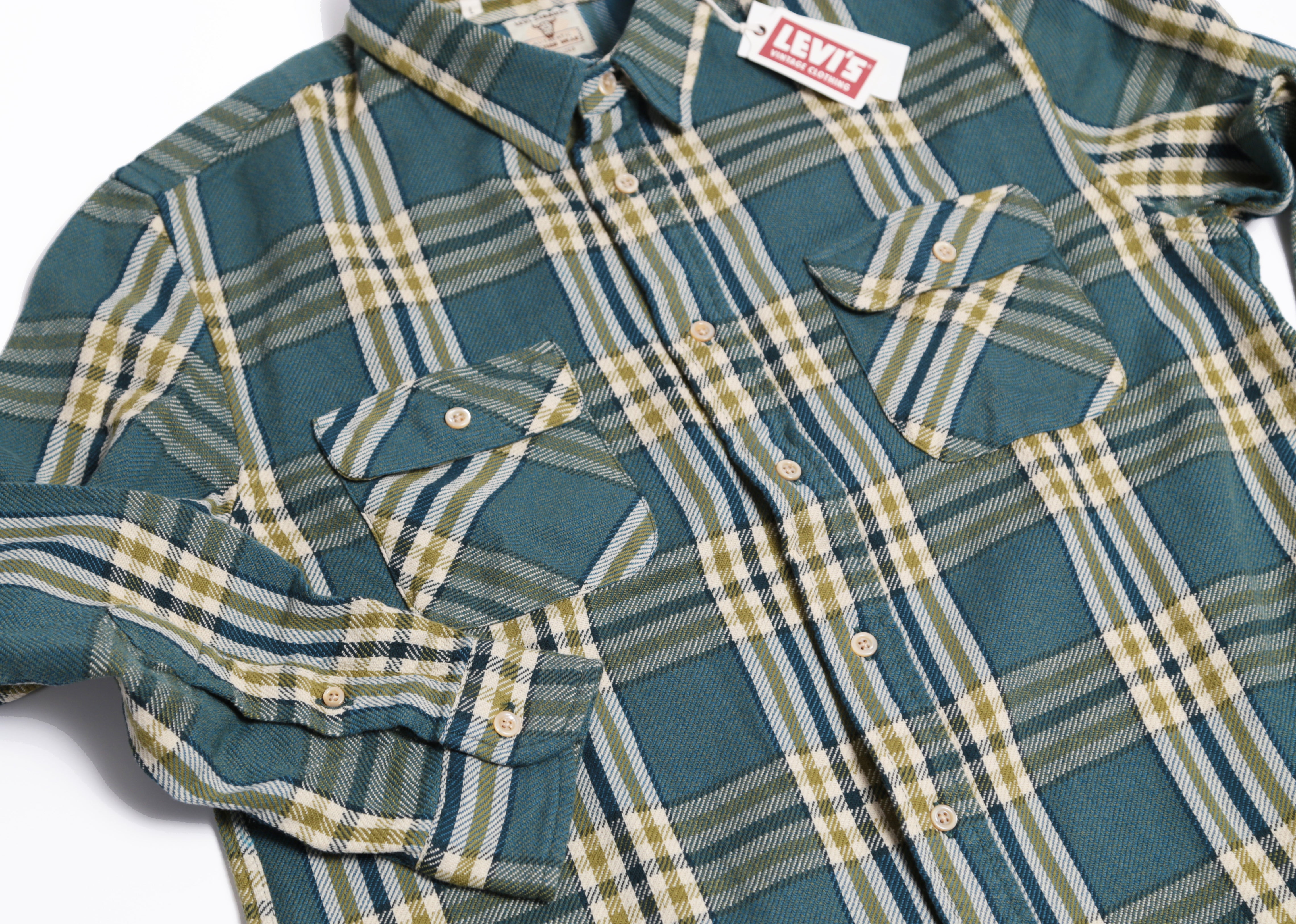 GREEN MULTI SHORTHORN LONG SLEEVED SHIRT