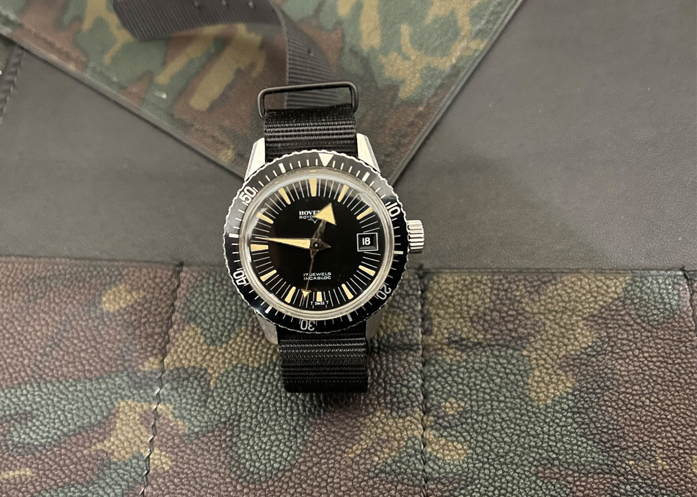 HOVERTA ROTOMATIC BLACK DIAL DIVE WATCH