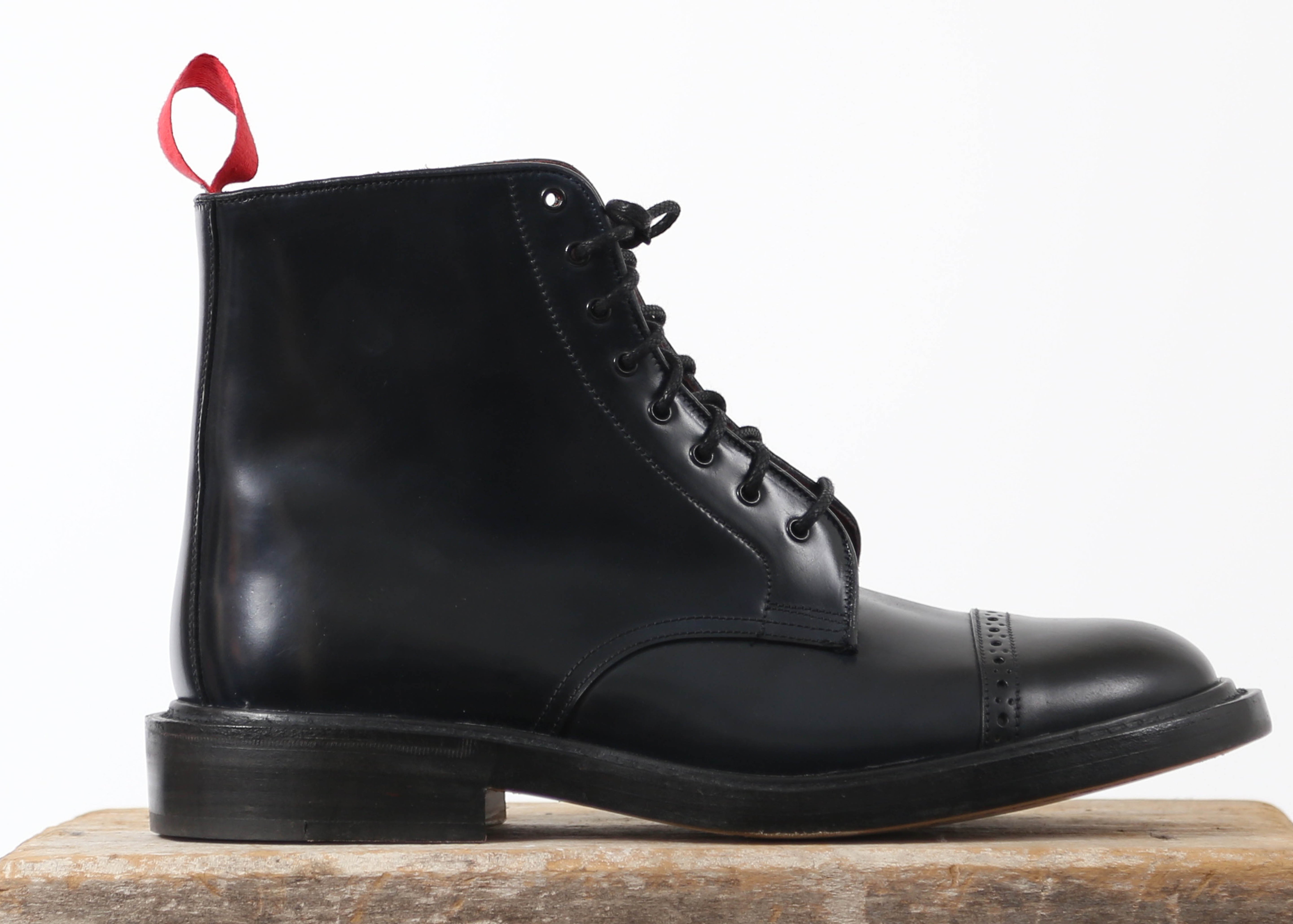 Men’s Black Cordovan Eight Eyelet Derby Boot