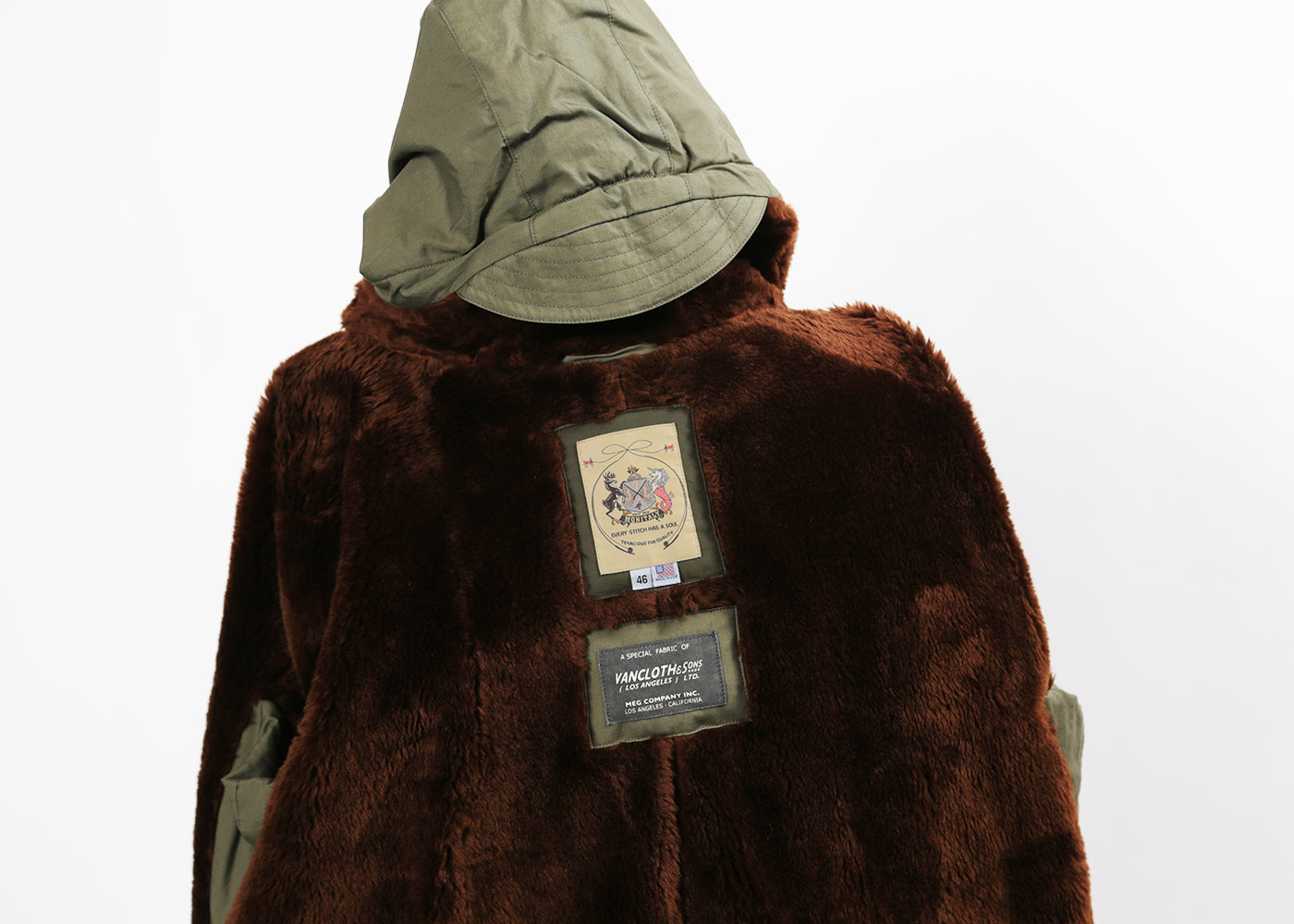 MONITALY VANCLOTH OLIVE DECK PARKA W/ FUR LINING M18063