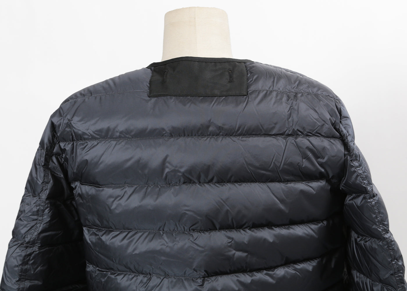 TEN C GREY SOOT NYLON DOWN LINER 3009