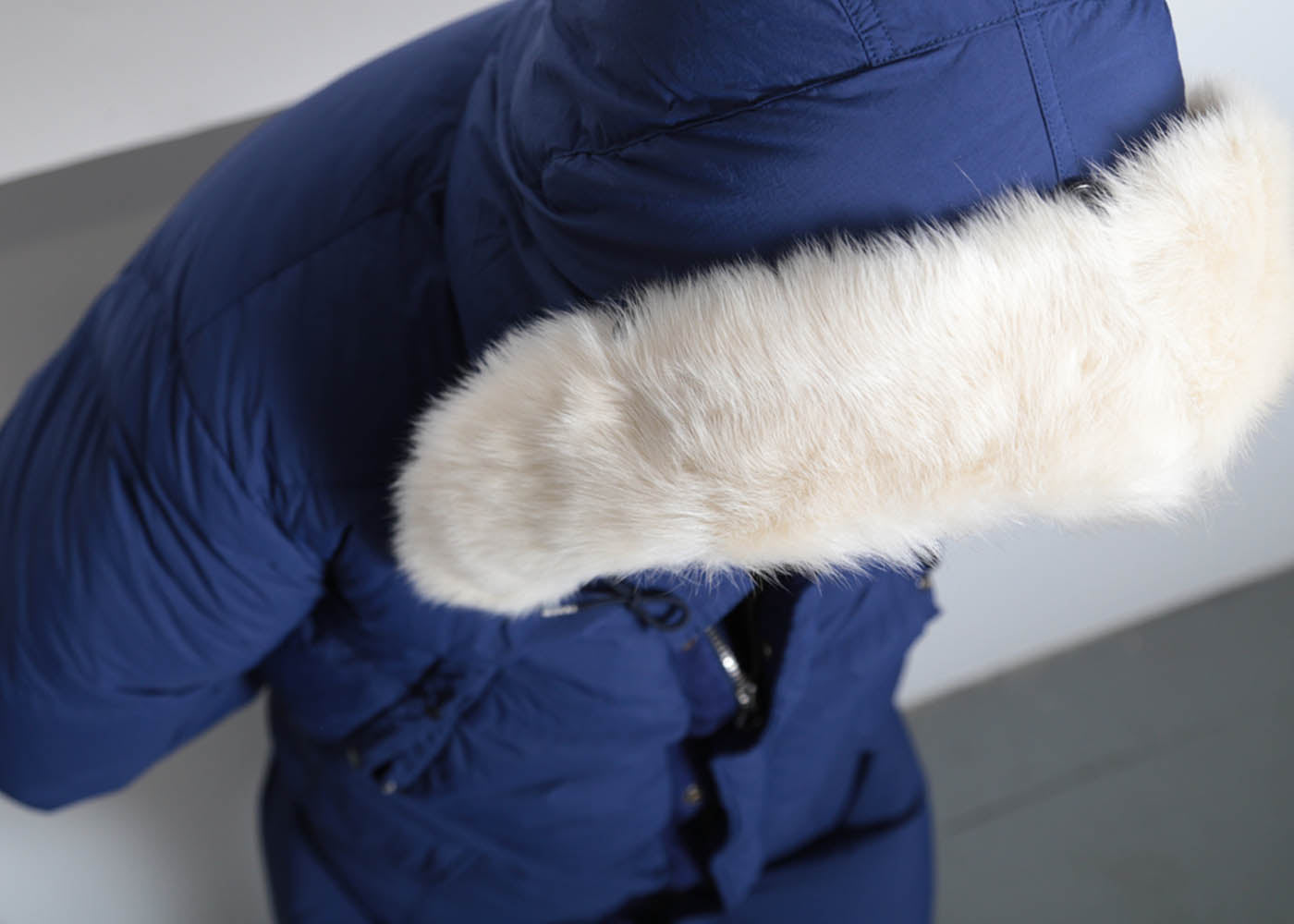 TEN C BLUE HEAVY DOWN PARKA 3049