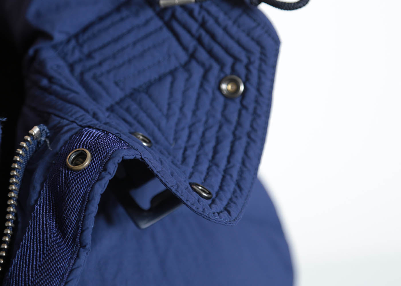 TEN C BLUE HEAVY DOWN PARKA 3049