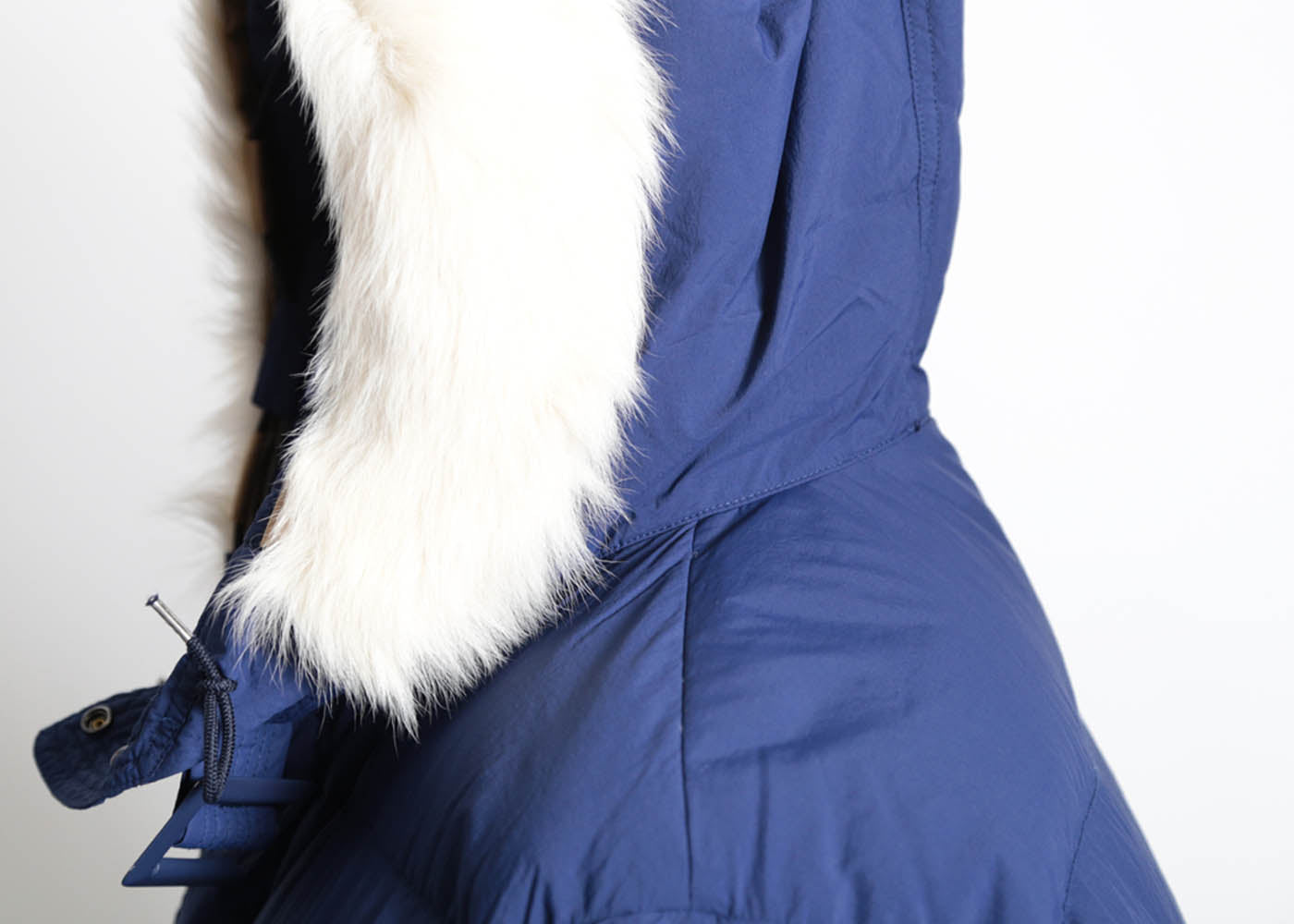 TEN C BLUE HEAVY DOWN PARKA 3049