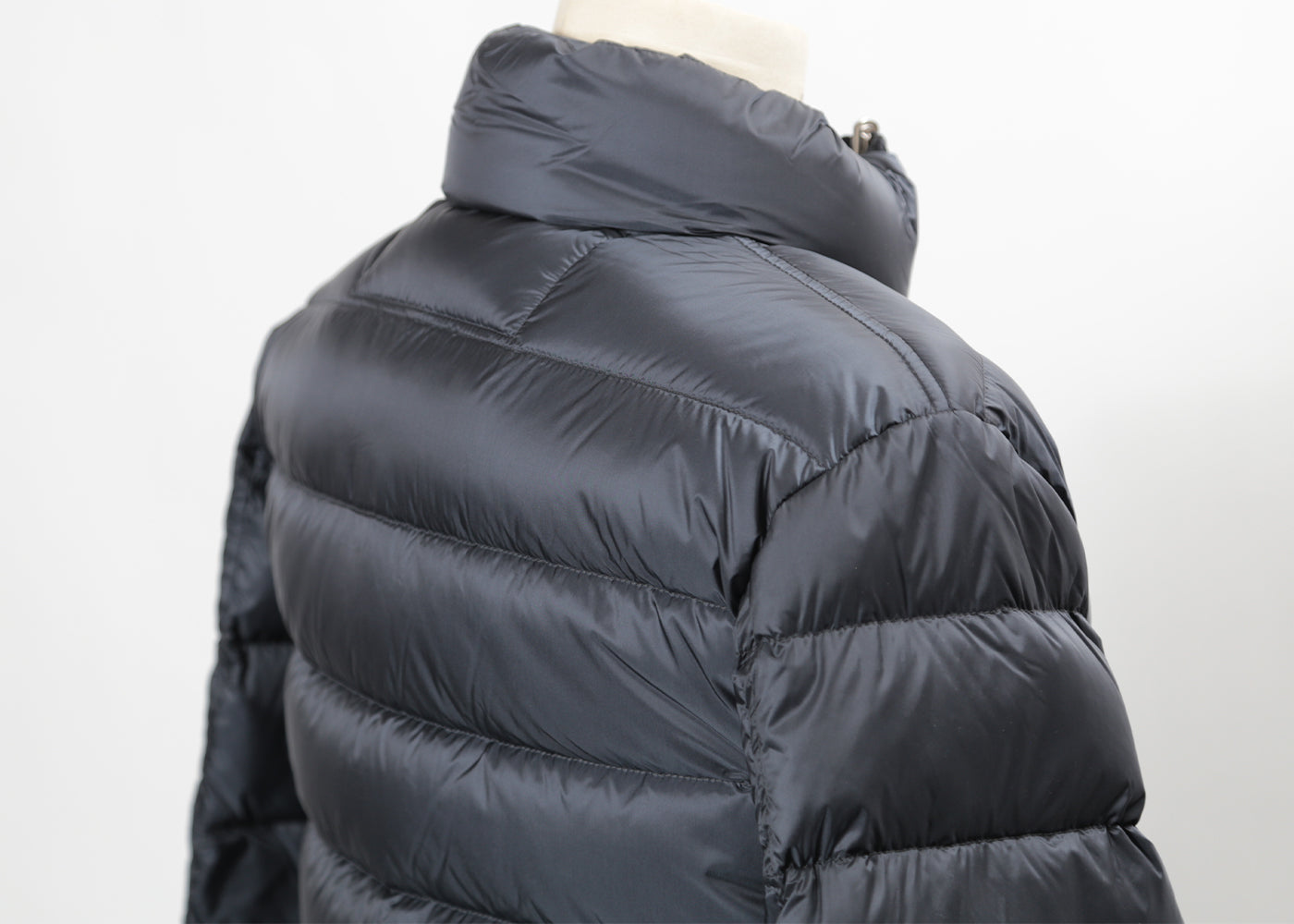 TEN C NAVY LONG SLEEVED DOWN LINER 3103