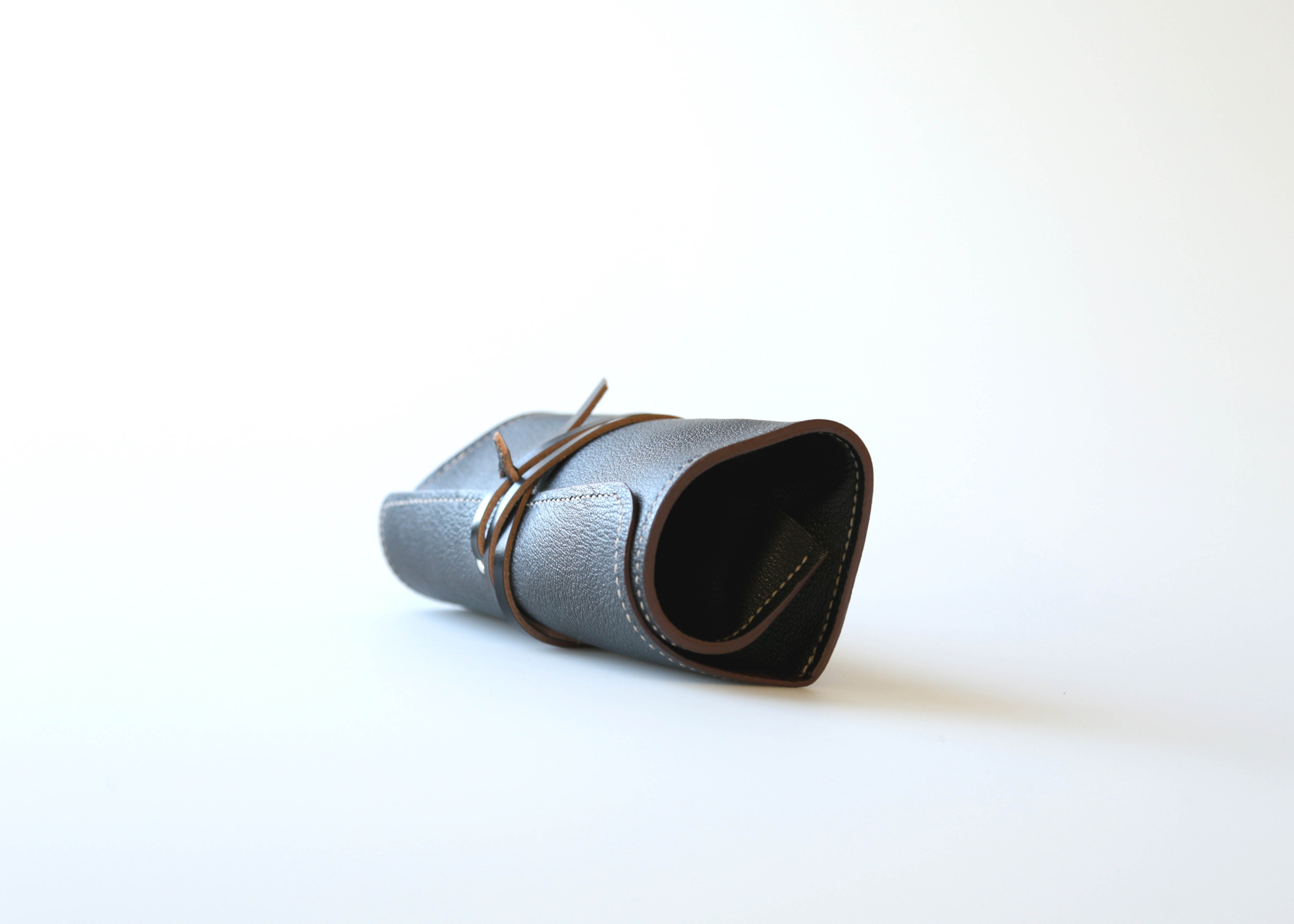 THREE POCKET WATCH ROLL BROWN