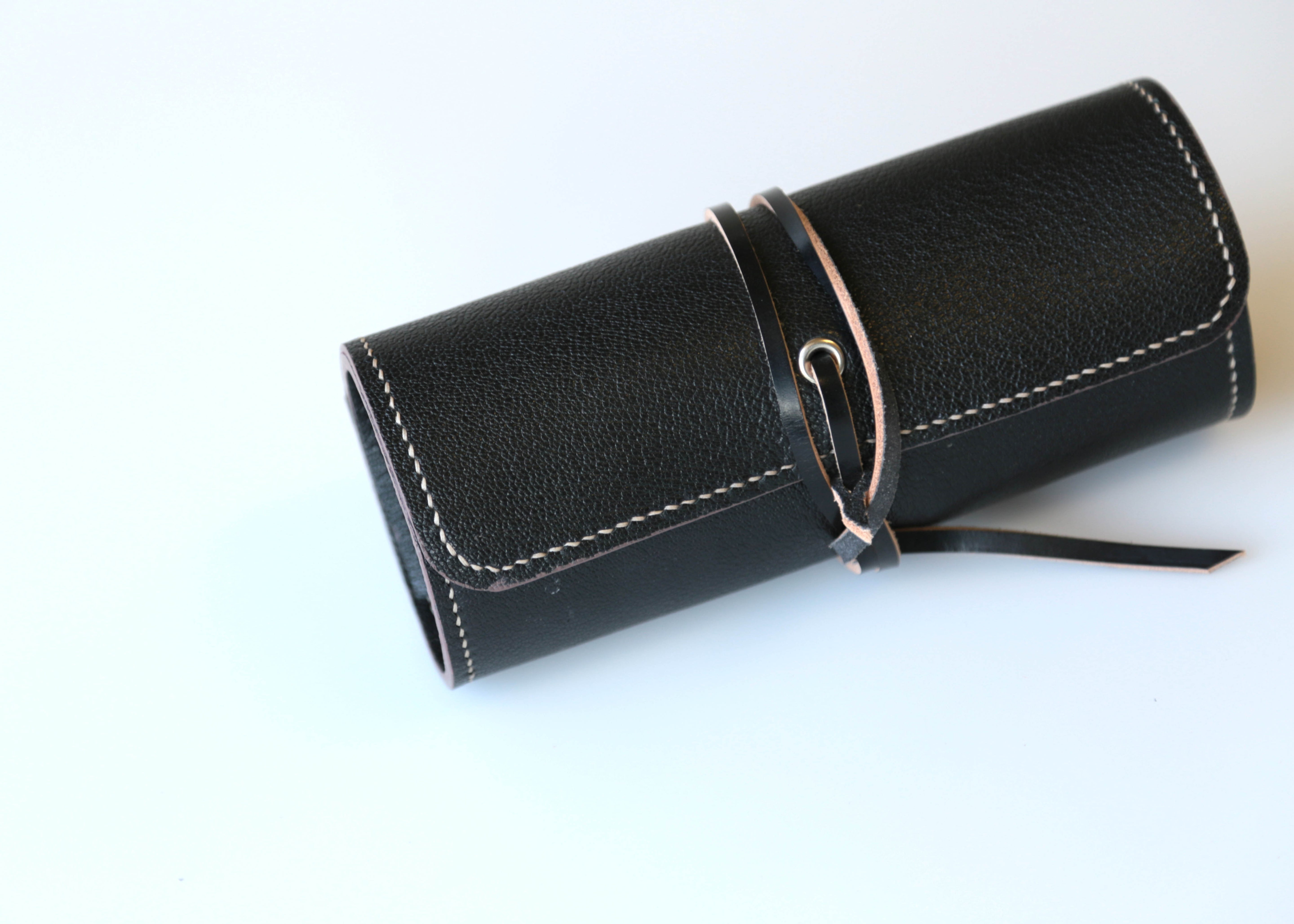 THREE POCKET WATCH ROLL BROWN