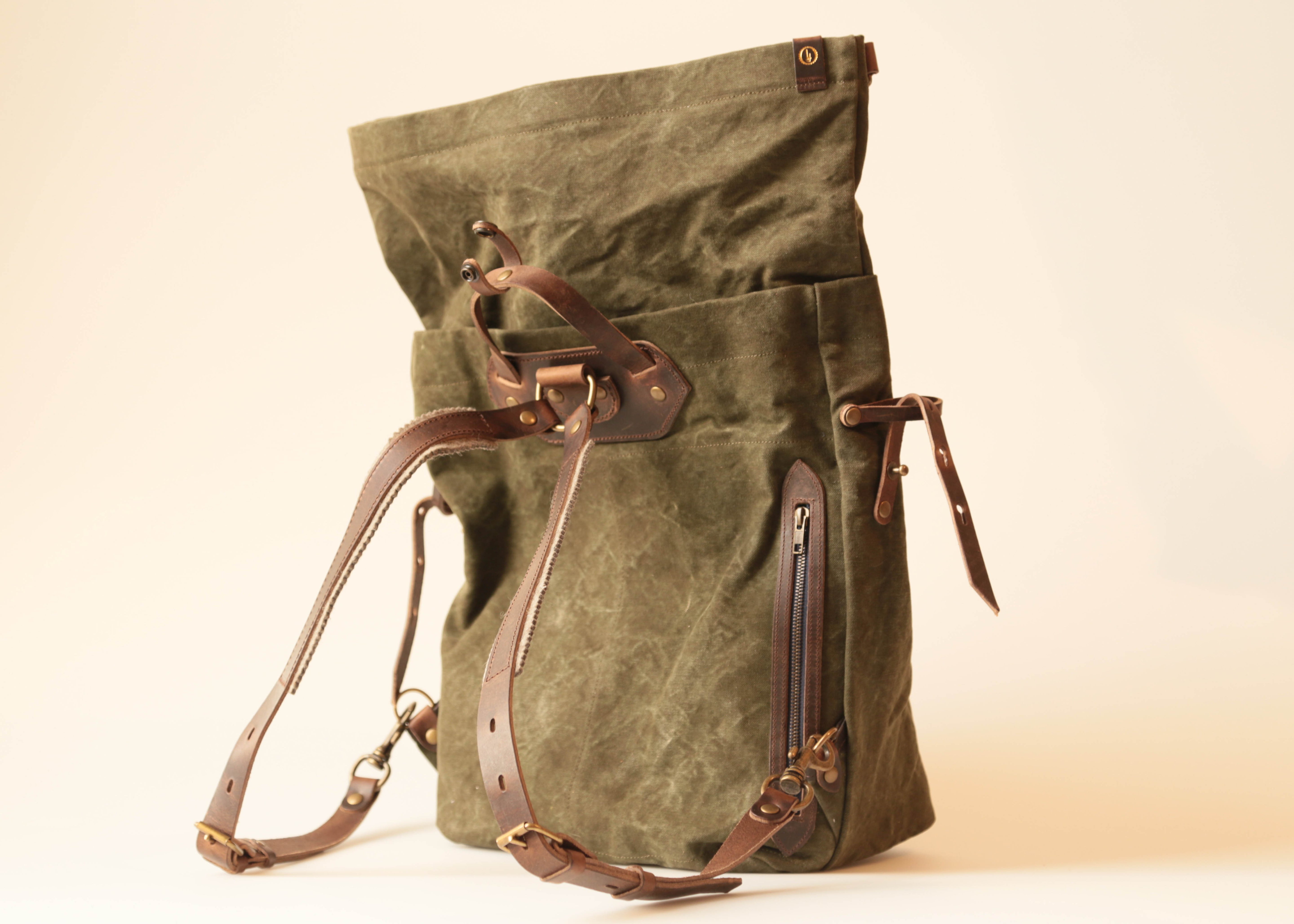 WOODY BACKPACK khaki stonewashed