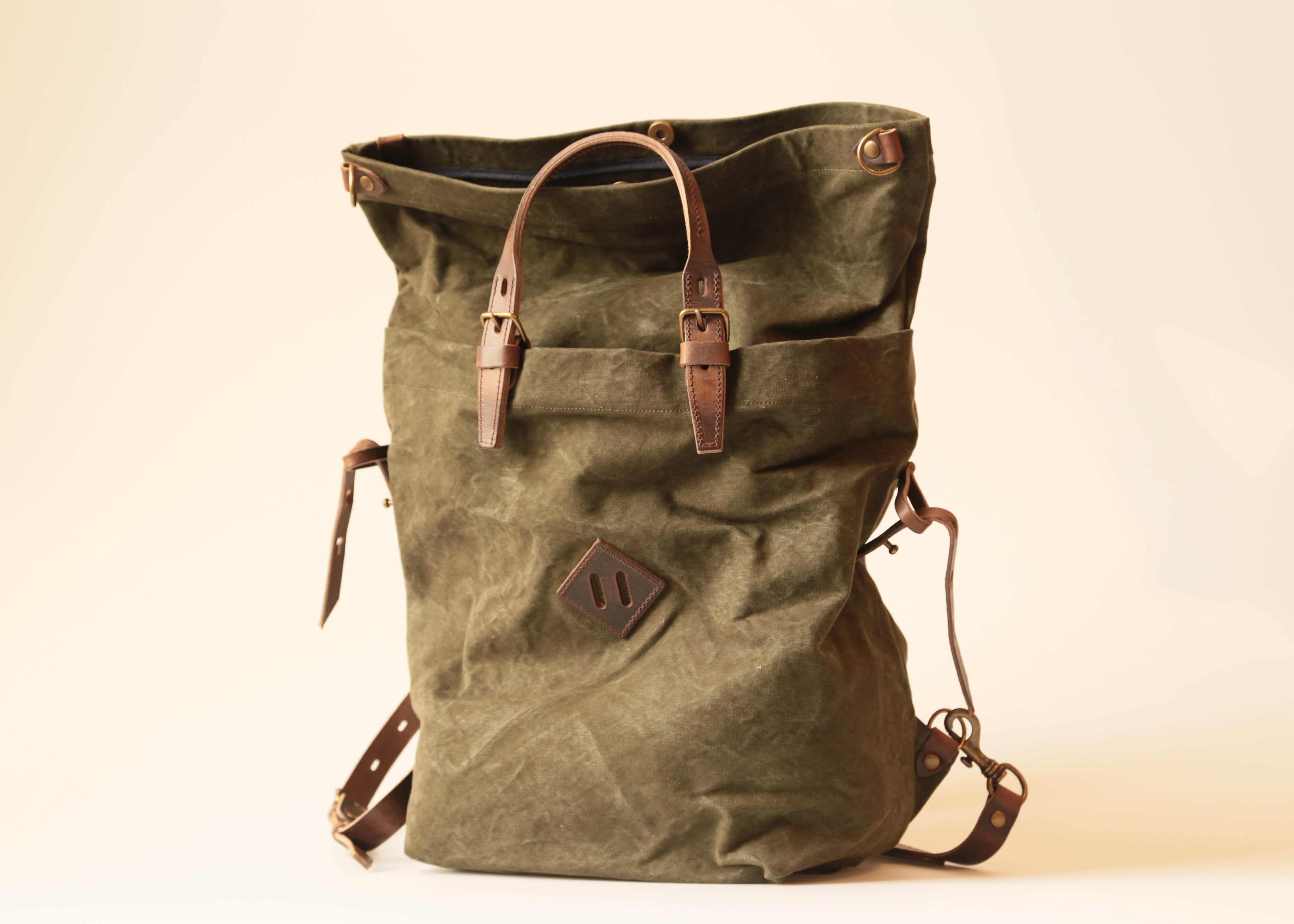WOODY BACKPACK khaki stonewashed