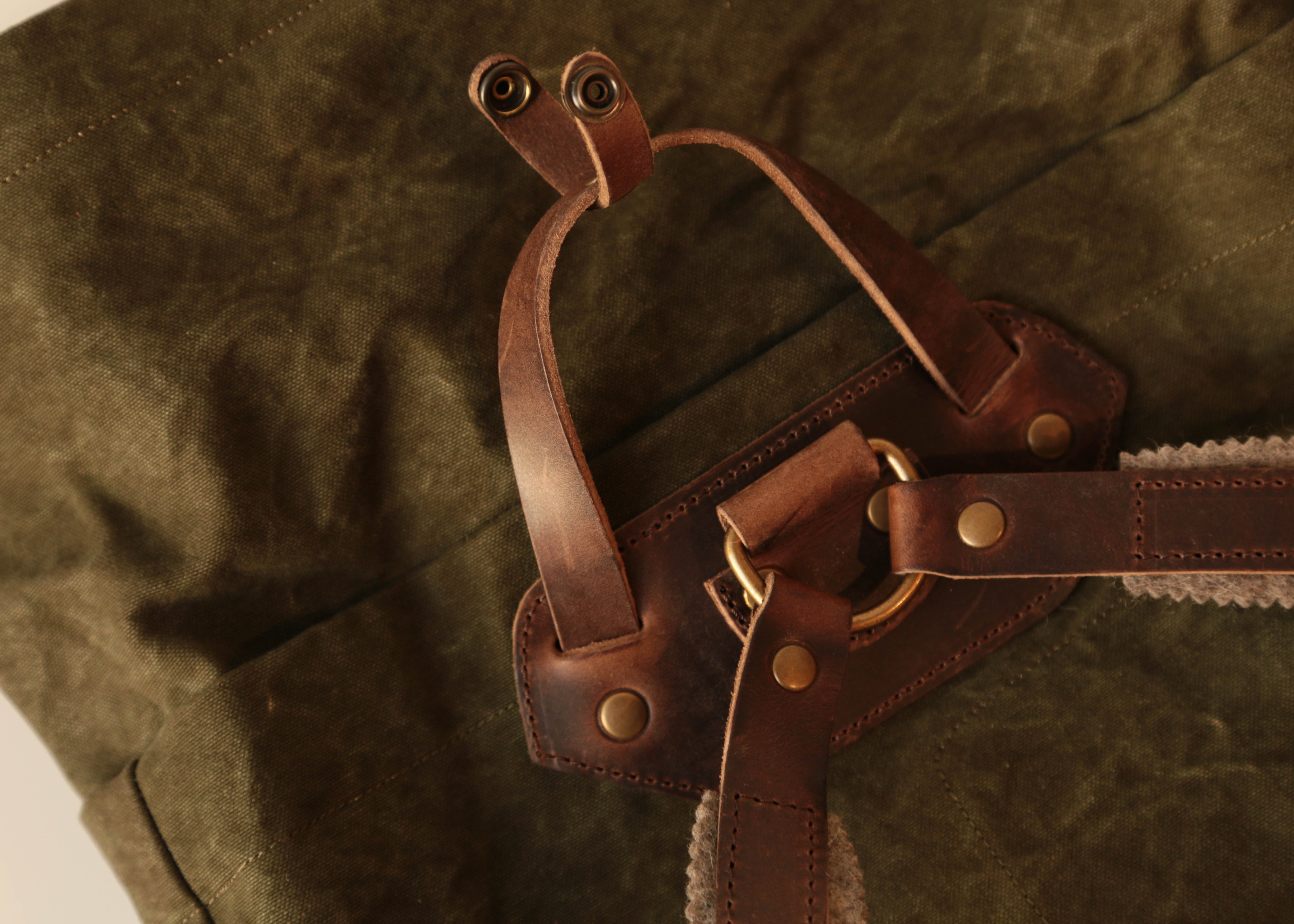 WOODY BACKPACK khaki stonewashed